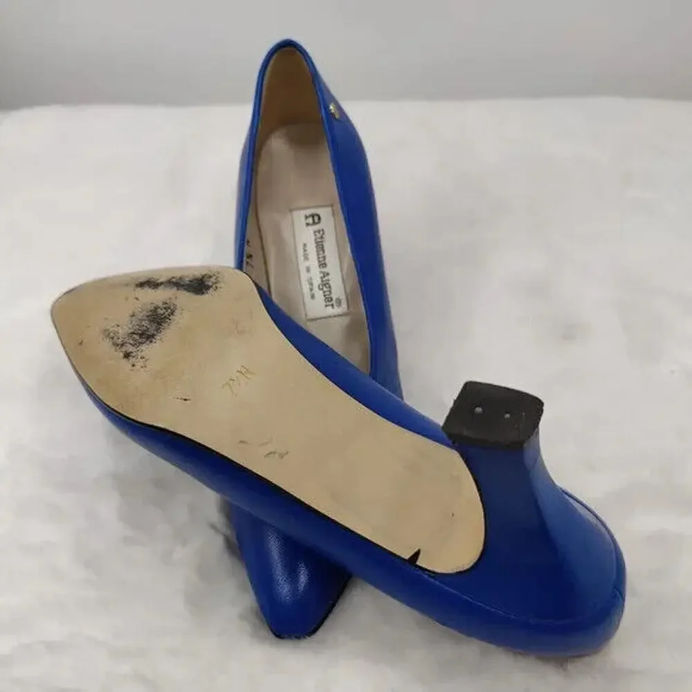Vintage blue leather pump by Etienne Aigner sz 7.5 N